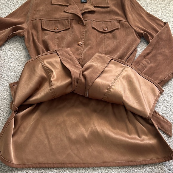 Vintage Rafaella Women’s Tan Button Up Jacket with Belt Size 6 - Picture 7 of 11